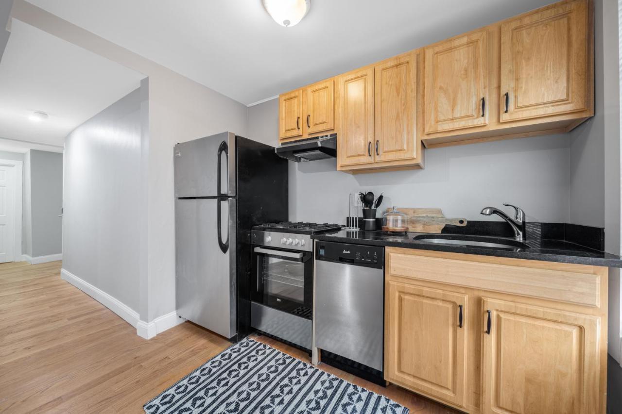 Easy Commute South Boston 4Br 1Bh Apt Экстерьер фото