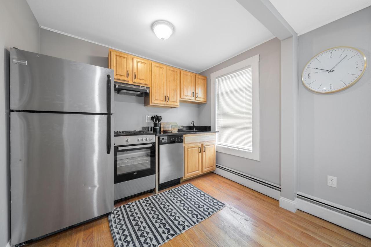Easy Commute South Boston 4Br 1Bh Apt Экстерьер фото